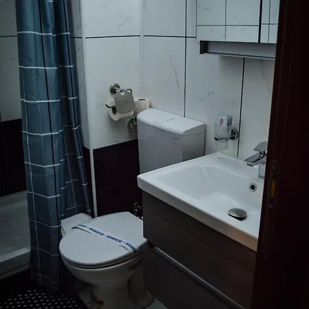 מלון Astoria 3*