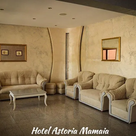 Astoria مامايا